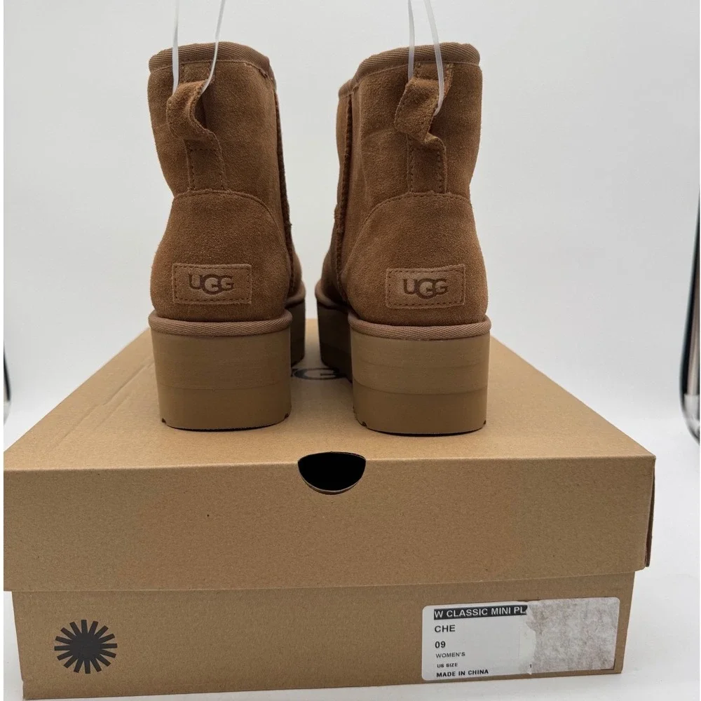 UGG‎ W Classic Mini Platform Chestnut Suede Shearling Lined Ankle Boots US 9